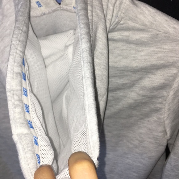 Nike hoodie! Brand new! Super cute and comfortable - Picture 4 of 5